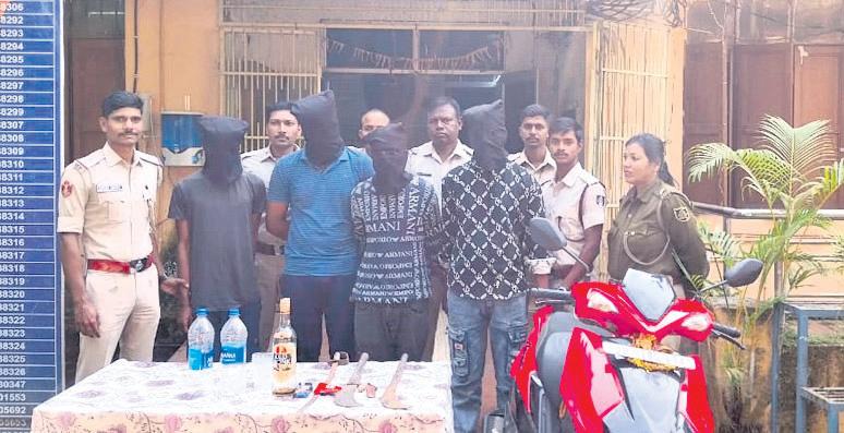 Patia robbery attempt foiled; 4 held