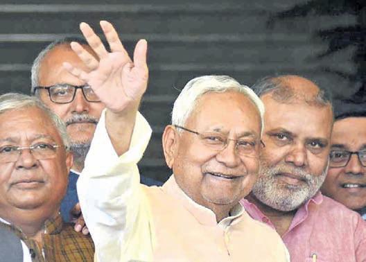 World Book of Records honours Nitish for 10th term as CM
