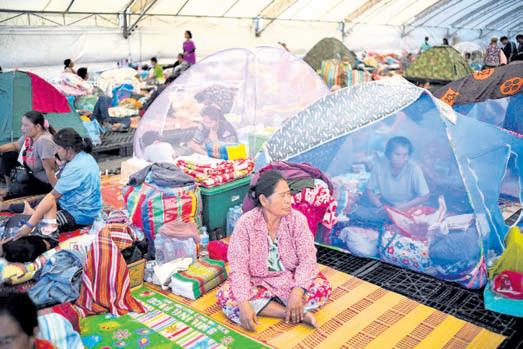 Border battle expands
