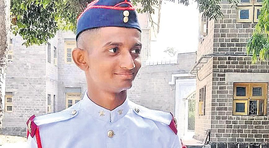 Cadets fund fallen mate’s sister’ S medical dream