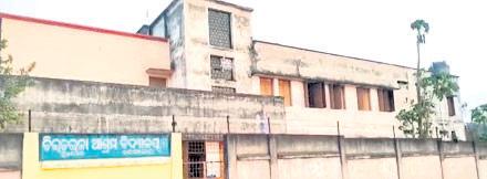 3 students missing from Ashram School