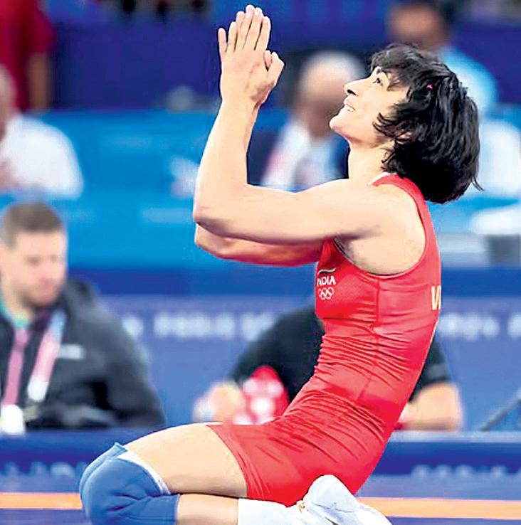 Phogat returns to mat