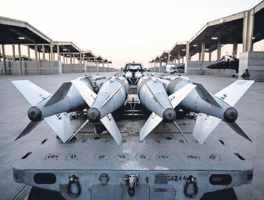 US launches major ISIS strikes in Syria