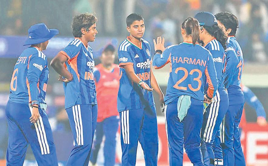 Women in Blue look to consolidate lead vs SL