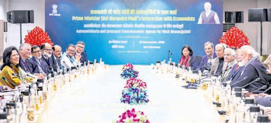 PM holds key Budget meet with economists