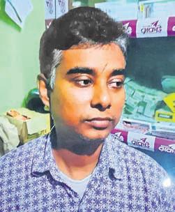 Hindu bizman dies 3 days after attack in Bangladesh