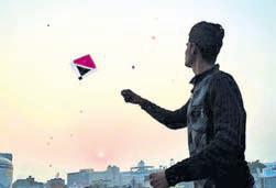 Kite fighters await Pink City contest