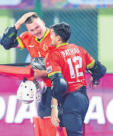 Showstopper Snowden eyes HIL final
