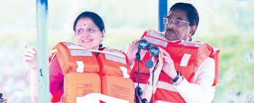 Governor visits Mangalajodi, lauds community-led eco-tourism model