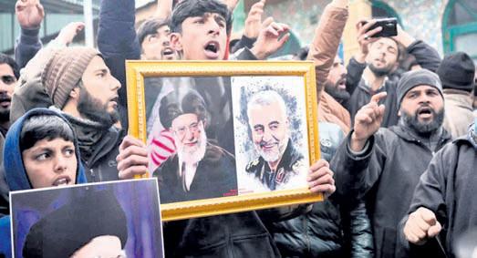 Kashmiris raise pro-Iran slogans