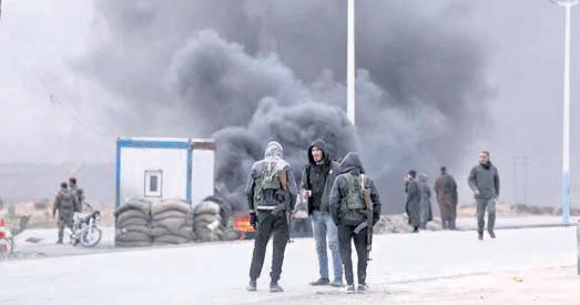 Syrian troops clash with Kurdish forces