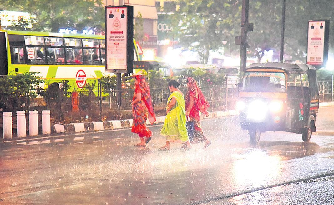 Rain, hailstorm batter Capital
