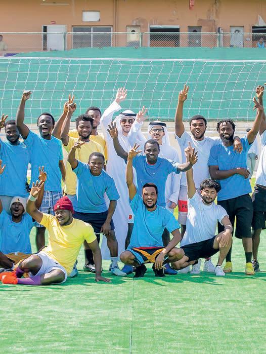 120 ألف عامل يشاركون في احتفالات العيد