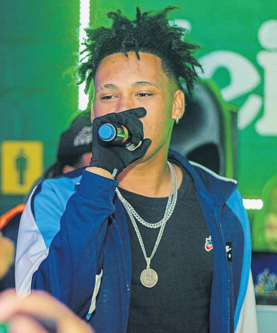 LUDA G KOM STERK DEUR