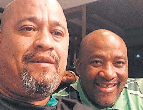 'BRUINMENSE EN KHOI KORT STEM'