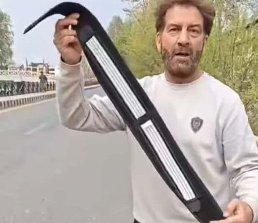 Bridge of Bumps: Dalgate-Nowpora Route Leaves Commuters Reeling