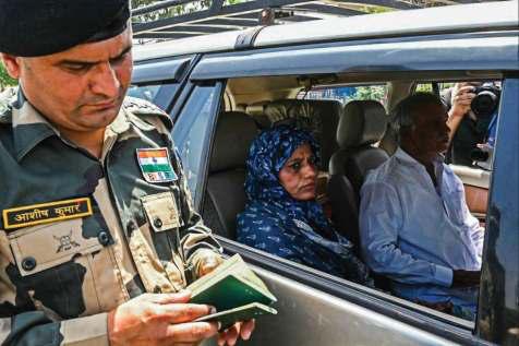 India Revokes Pak Visas Amid Escalating Tensions