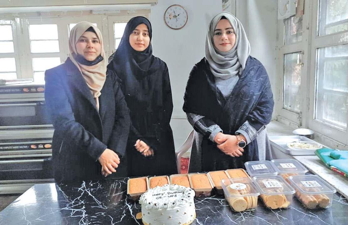 Cake Queens of Kashmir
