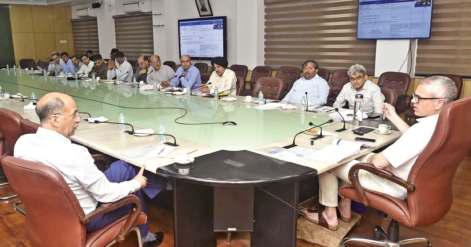 CM Reviews Progress Of National Highway Projects