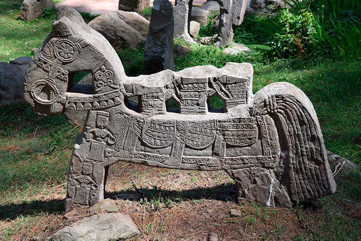Kashmir's Hidden Horsemen