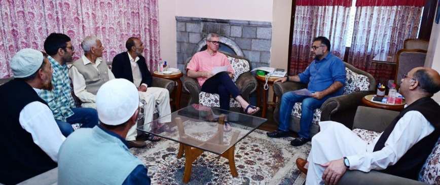 CM Omar Meets Several Delegations At His Raabita Office