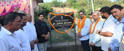 Satish Sharma Conducts Tour Of Chamb Constituency
