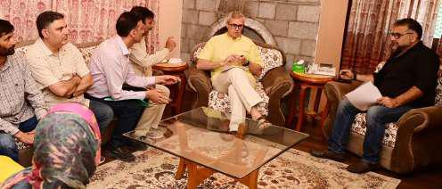 CM Omar Reiterates Commitment To Resolving Public Grievances