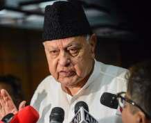 Farooq Urges Party To Fight Social Evils