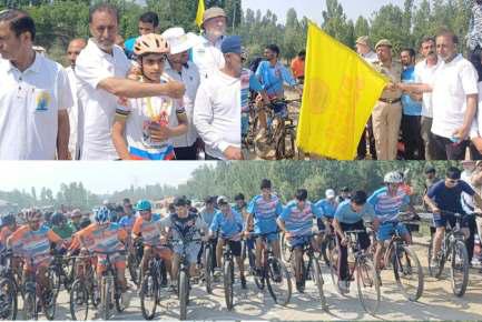 Inter Zonal District Level Cycling Race Organised By YSS Budgam