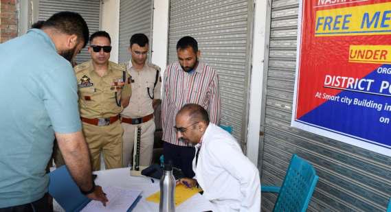 Police Organizes Medical Camp In Batmaloo
