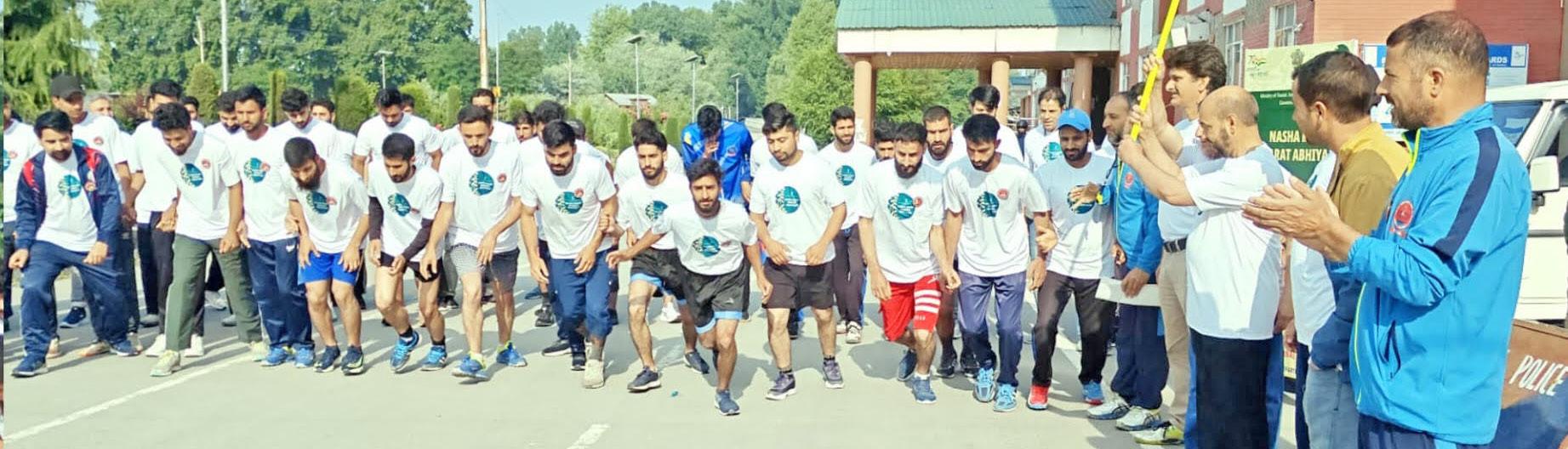 YSS Ganderbal Holds Mini Marathon To Promote Drug-Free Living