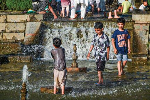 J&K Heatwave Persists, No Relief In Sight