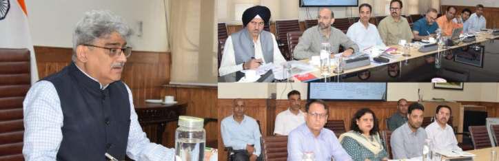 CS For Leveraging Technology, Global Tie-Ups To Popularise J&K Handicrafts
