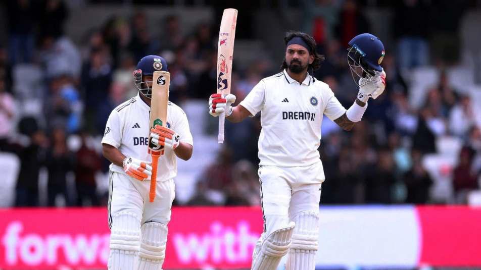 India Set England 371-Run Target
