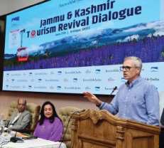 J&K Must Regain Its Top Tourism Spot: CM