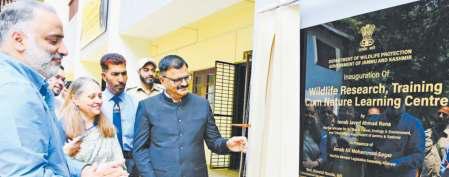 Rana Felicitates Officials Of Wildlife Department At Dachigam