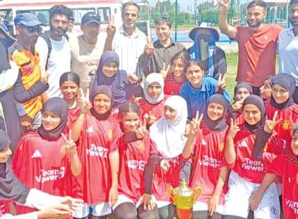 Ganderbal Wins Provincial Level U-14 Girls Football Championship