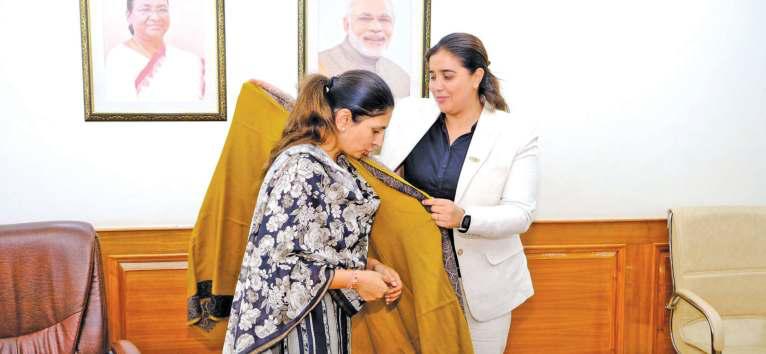 Kashmir's Bilquis Mir Meets Sports Min To Discuss Water Sports Future