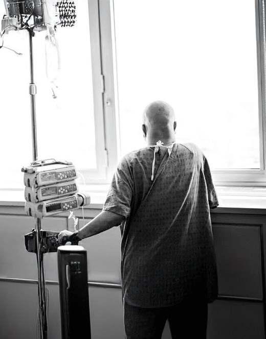 Inside Kashmir's Cancer Ward: A Son's Long Watch