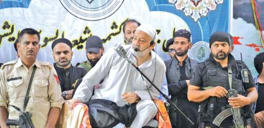 Shia Association Defies Kashmir Grand Mufti Summons