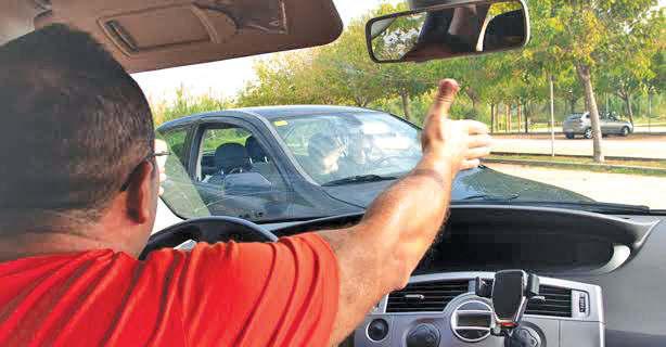 What Does Road Rage Tell About Class Conflict in Kashmir?