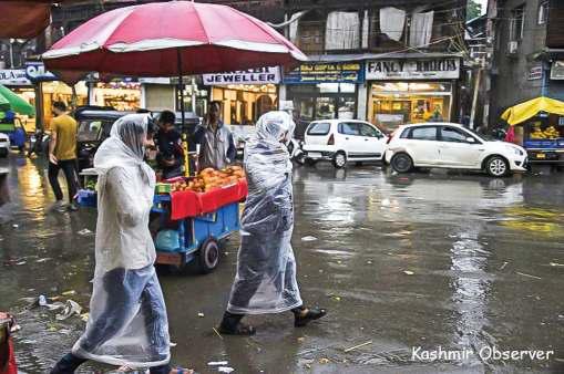 J&K On Alert: MeT Forecasts Heavy Rain, Flash Flood Risk