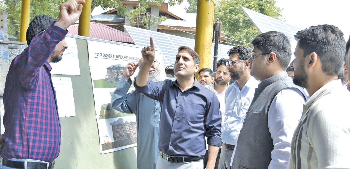 Secretary RDD Inspects Progress On Niwas At Kheer Bhawani Temple