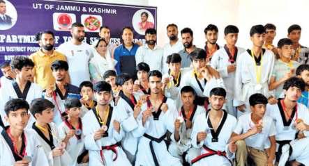 Budgam Win Provincial Level Taekwondo C'ship For Boys