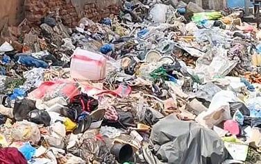 Garbage Piles Trigger Health Concerns In Barbar Shah