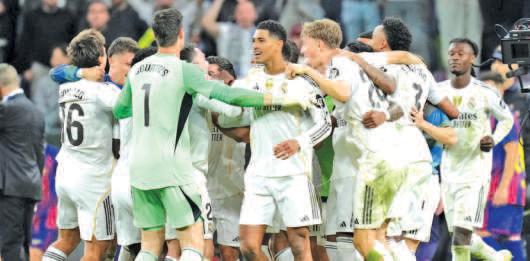 Real Madrid Plays Struggling Valencia In La Liga Ahead Of Liverpool Trip