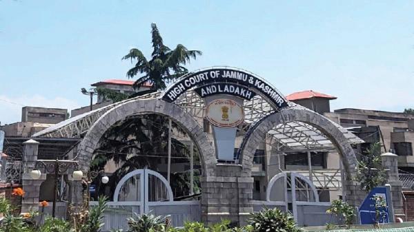 'Unexceptionable': HC Upholds Its Verdict On KU's Hire & Fire Policy