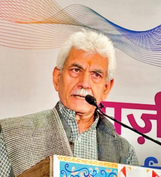 Writers Must Be Bridge Between Society & Ideas: LG