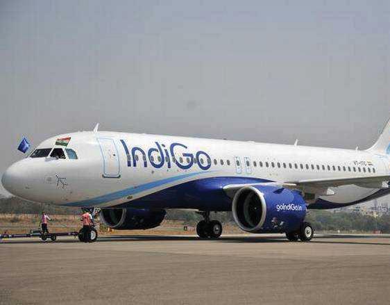IndiGo Cancels 100 Flights, Airport Chaos Boils Over