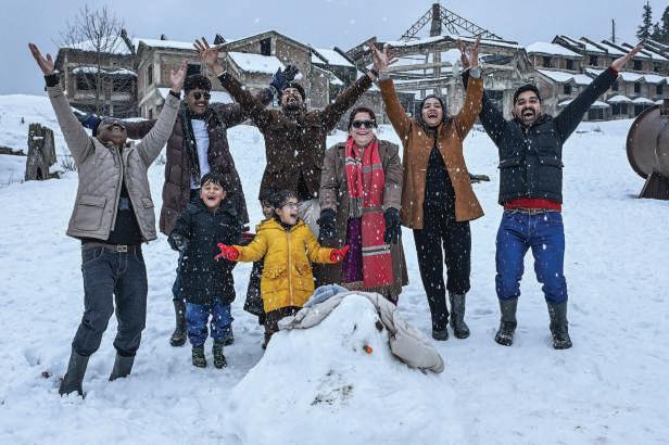 Kashmir Rings In New Year With Tourism Revival
